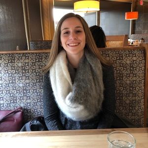 Meet your Posher, Amanda